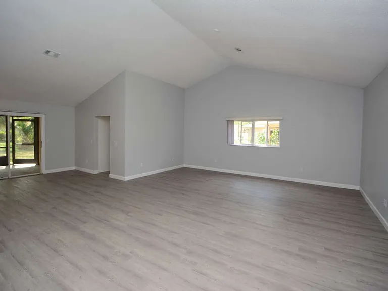 23 Westrock Ln — Photo 6