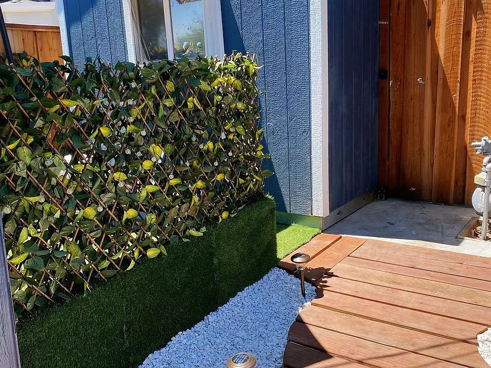 1st image of 300 Fernando Ave