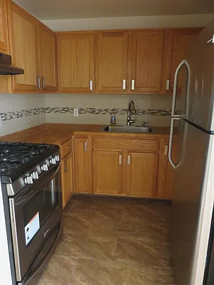 Rented by Space Real Estate | media 62