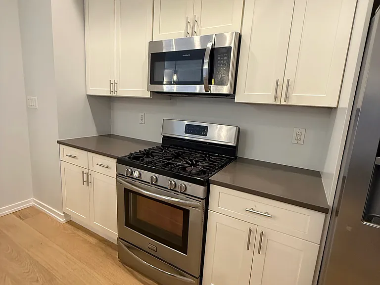 1311 N 6th St #1F — Photo 10