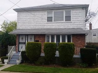 25108 139th Ave, Rosedale, NY 11422