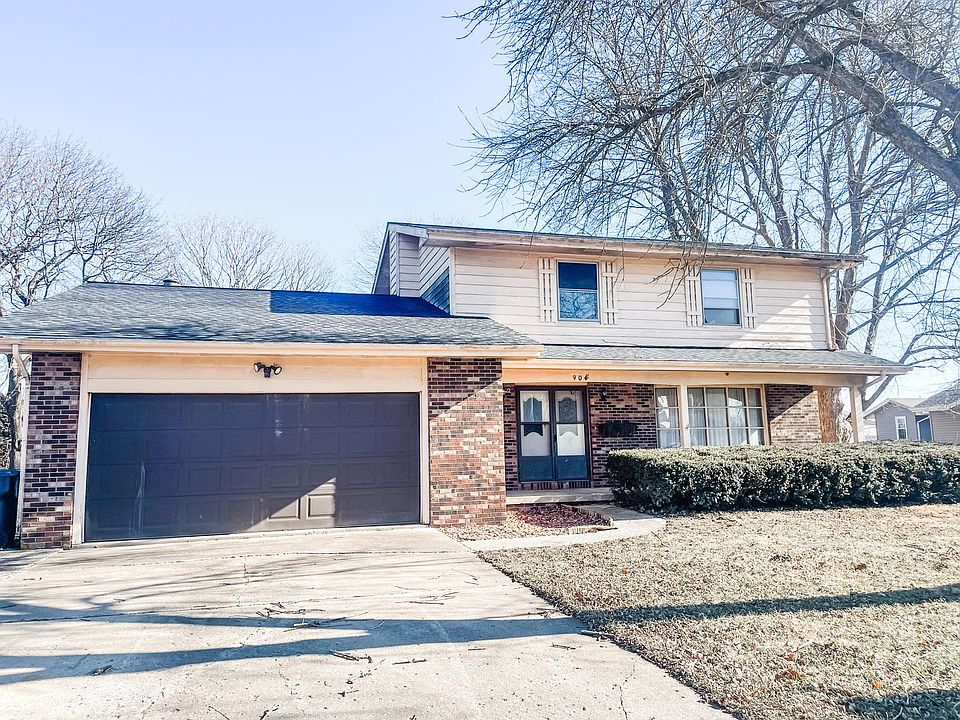 1st image of 904 Fleetwood Dr