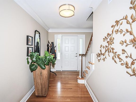 3rd image of 6532 Madeira Hills Dr