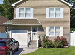 844 Bradley St, West Hempstead, NY 11552