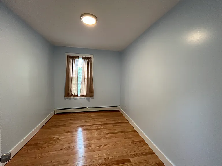14 Knighton St #1W — Photo 13