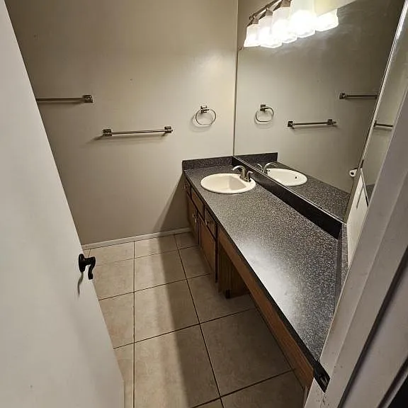 5477 Lake Margaret Dr #F — Photo 4