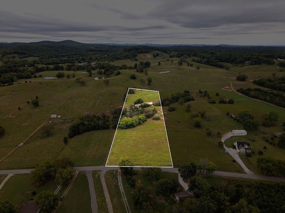 1st image of 7 Cedar Bluff Rd