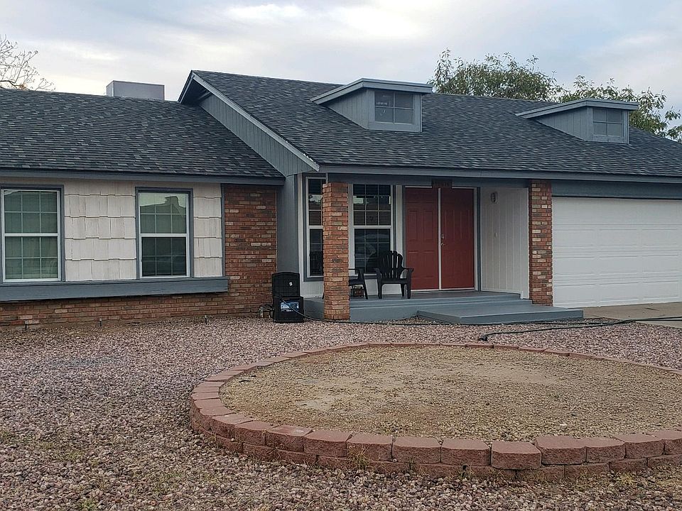 1st image of 10616 W Seldon Ln