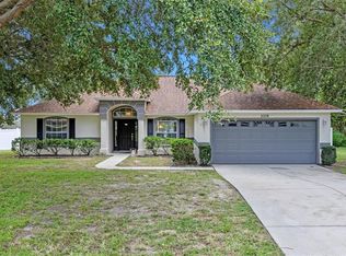 2228 Lake Pointe Cir, Leesburg, FL 34748