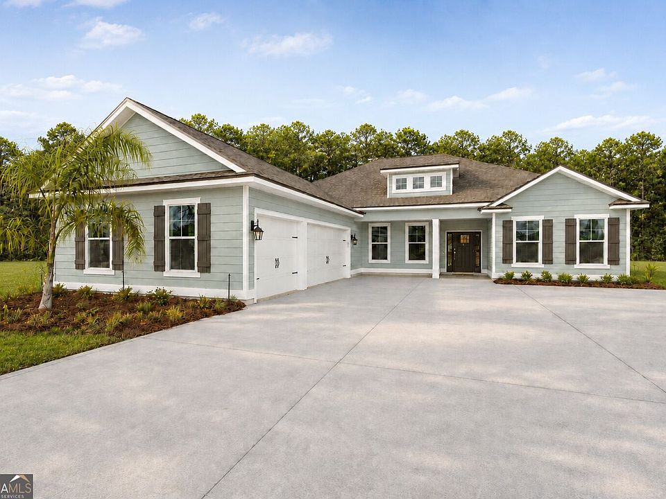 1st image of 204 Verano St