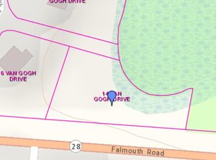 14 Van Gogh Dr, Barnstable, MA 02630
