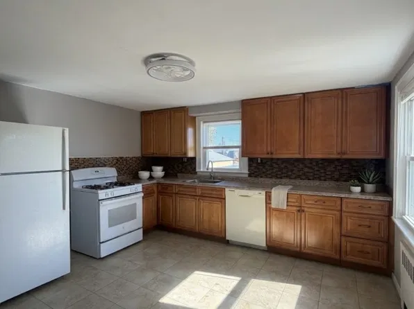 16 Naples Ave #2B, Belleville, NJ 07109