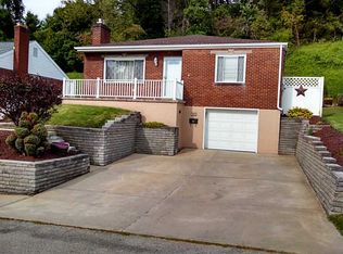 1401 Clearview Ave, White Oak, PA 15131