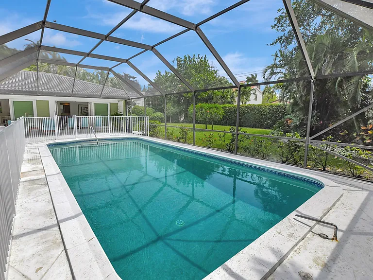 1350 Spanish River Rd — Photo 18