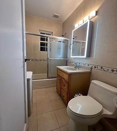 5th image of 8252 257th St