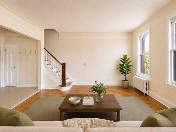 4th image of 815 Carroll St APT 4F