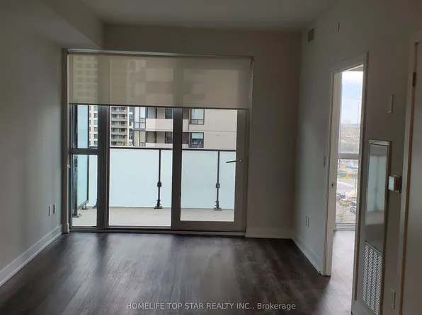 430 Square One Dr #620, Mississauga, ON L5B 0E2