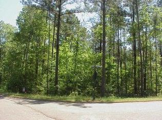 37 Marais Rdg, Hattiesburg, MS 39402