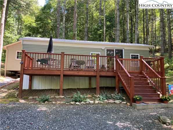 301 Parkway Drive, Jefferson, NC 28640