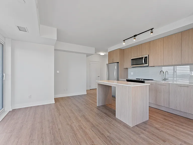 286 Main St — Photo 27