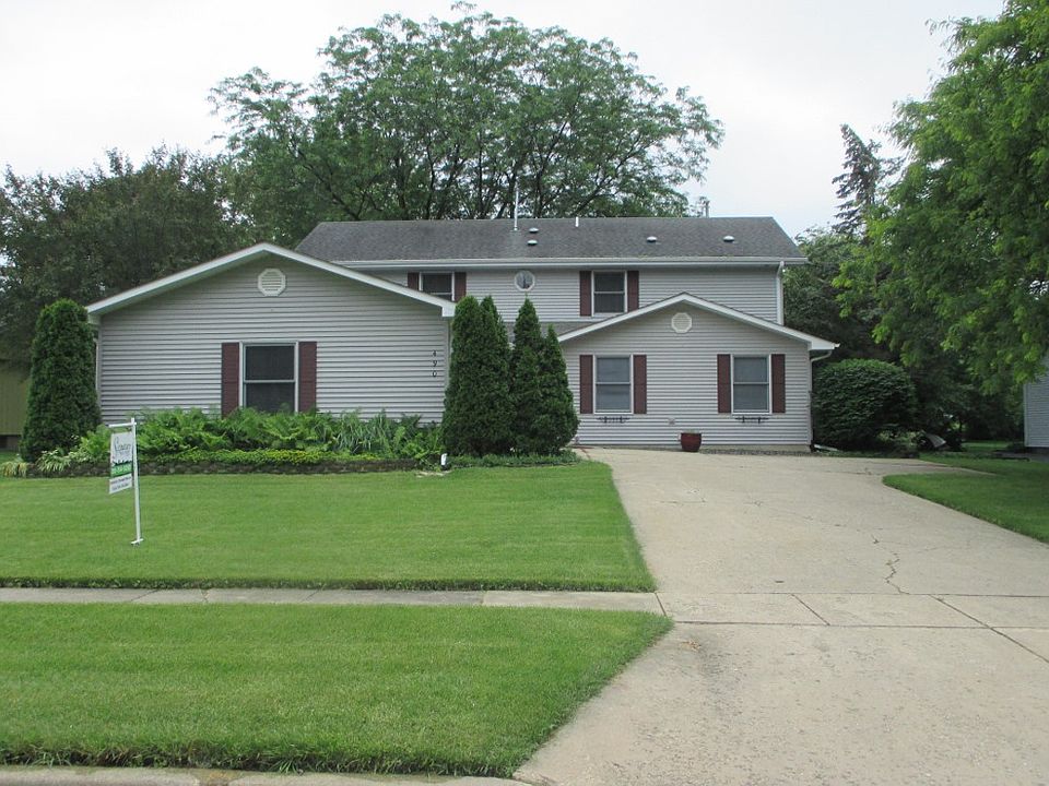 1st image of 490 Lincolnshire Dr
