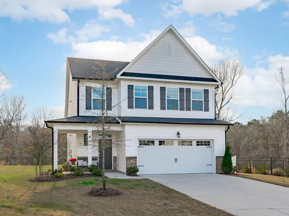 430 Highland Forest Dr, Fuquay Varina, NC 27526