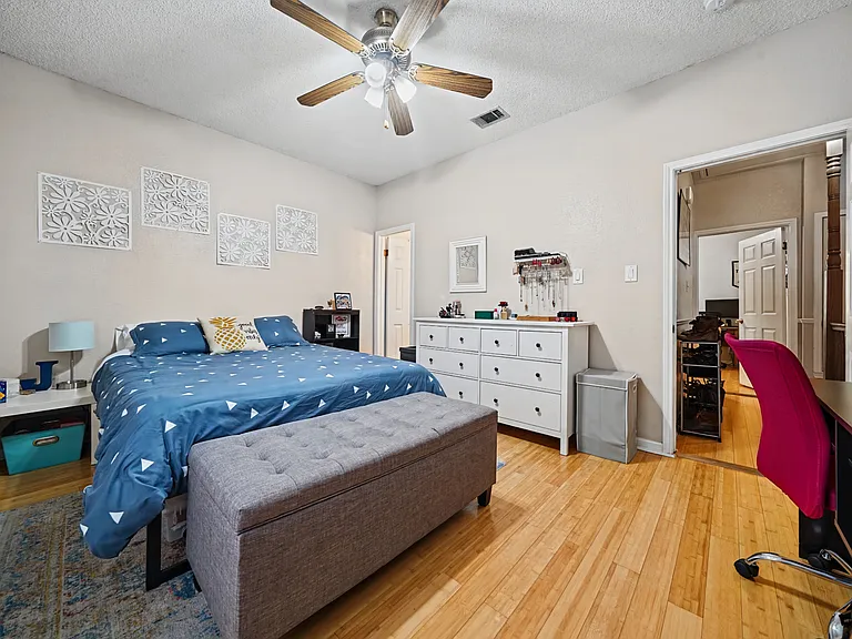 1307 Kinney Ave #155 — Photo 13