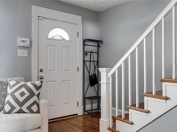 5th image of 2618 Parkwood Ave