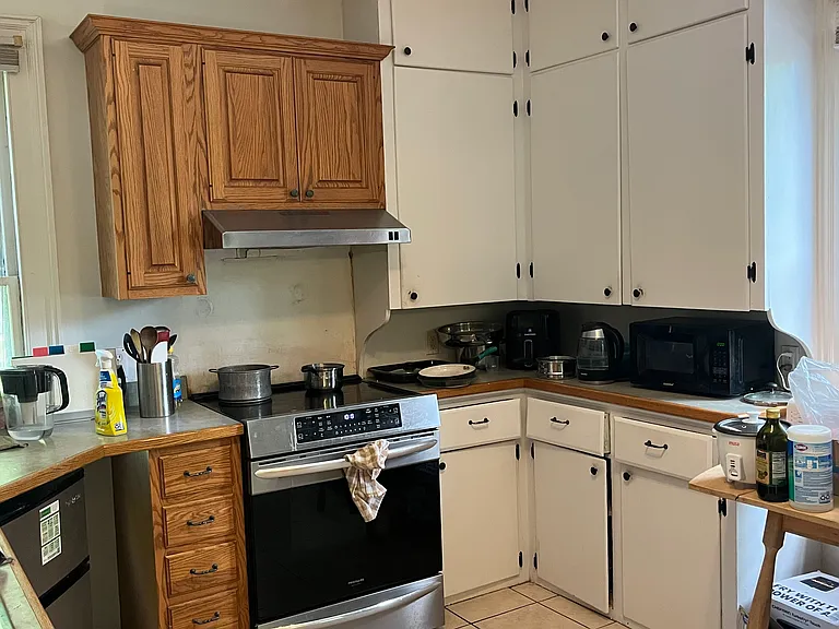 410 N Aurora St #2 — Photo 4