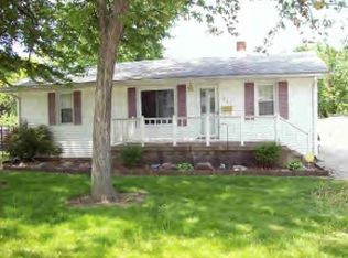 941 N 35th St, Decatur, IL 62521