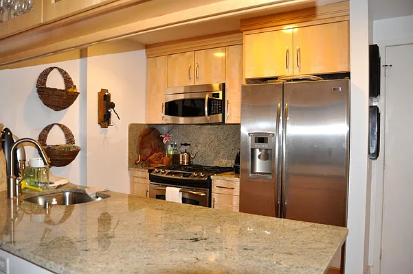 Sold by Corcoran | media 13