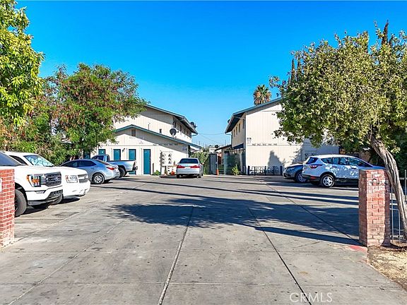3rd image of 940 K St