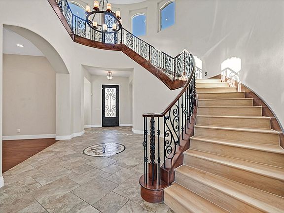 3rd image of 5790 Aspen Falls Cir