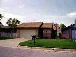 1st image of 5909 NW Vixen Way