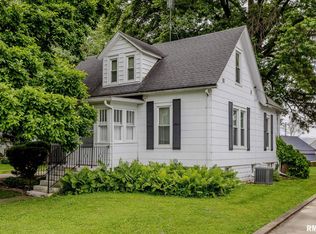 114 Minton St, Carlinville, IL 62626