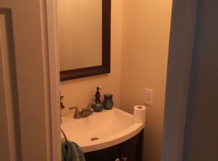 16 Gatehouse Ln, Doylestown, PA 18901