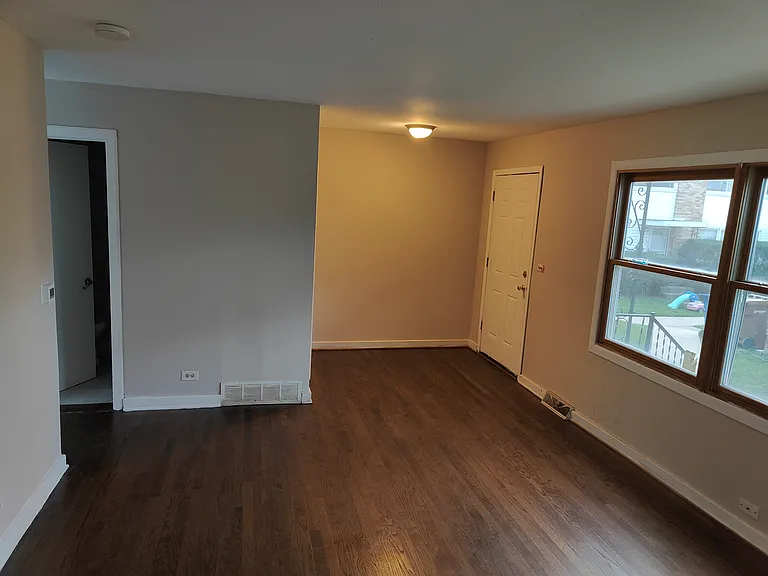 563 Lynn Ct #A — Photo 12