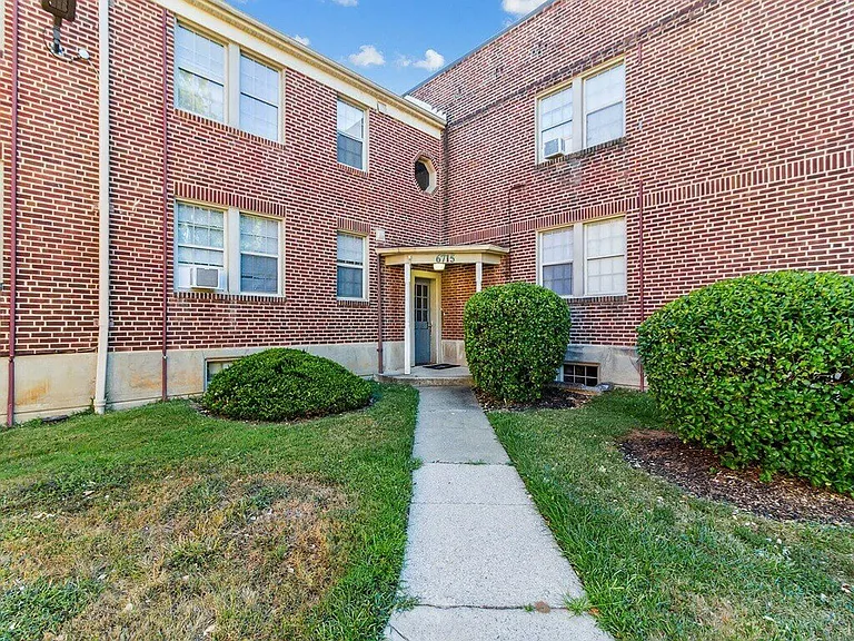 3607 Labyrinth Rd — Photo 9