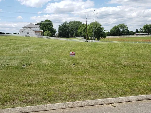 Cascade Dr, Winchester, TN 37398