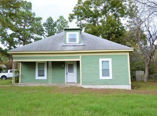 201 Clarksville St, Bogata, TX 75417