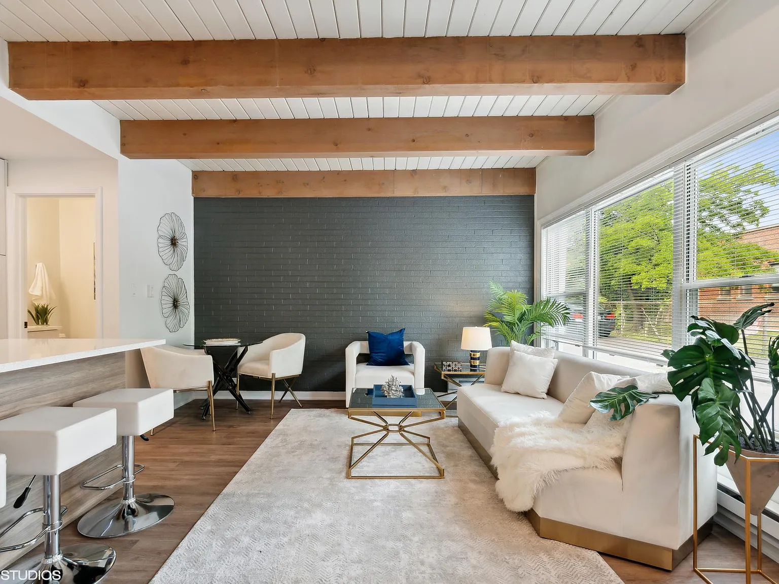 Park Townhomes — Photo 4