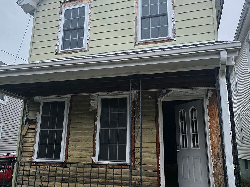 1st image of 218 Gilligan Street