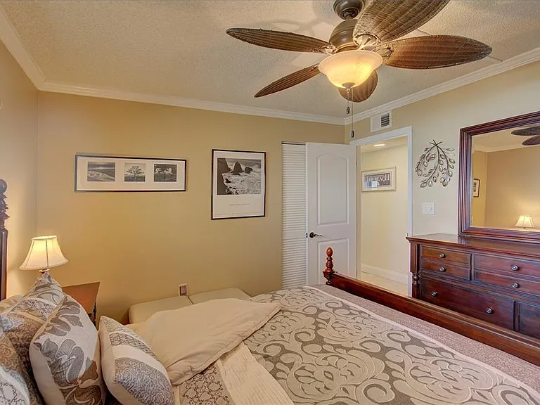 1270 Gulf Blvd #1003 — Photo 22