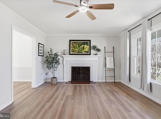 8109 Overton Ct, Springfield, VA 22153