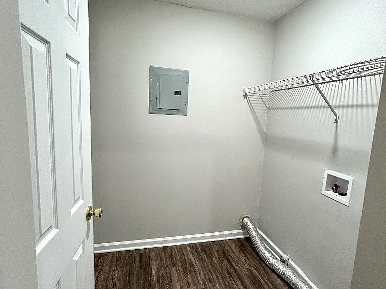 6530 Pineburr Rd — Photo 4