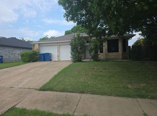 7821 Bordeaux Ln, Rowlett, TX 75089