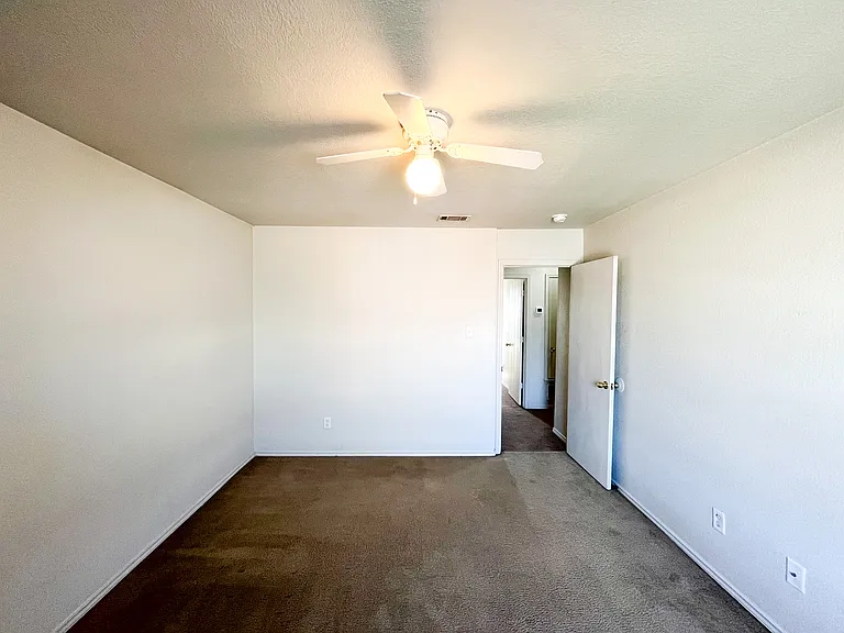 308 Creek St #A — Photo 19