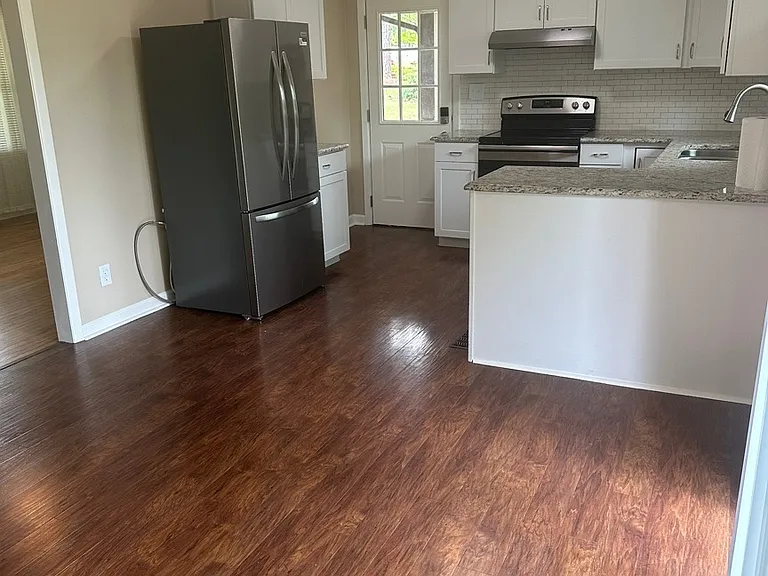 283 Channing Dr — Photo 35