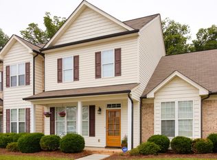 40 Nandina Dr, Greensboro, NC 27455