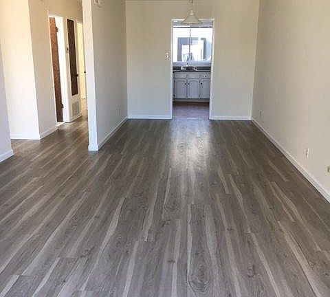 2nd image of 475 27th Ave